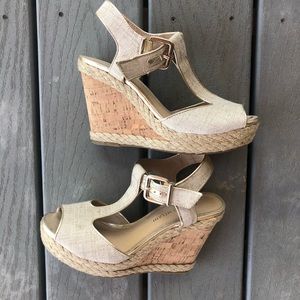 Antonio Melani wedges